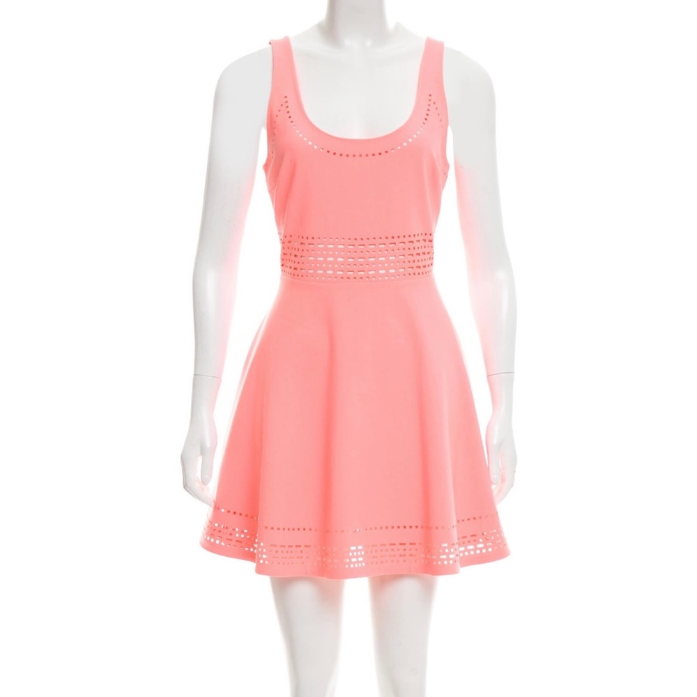 Elizabeth and James dress size 6